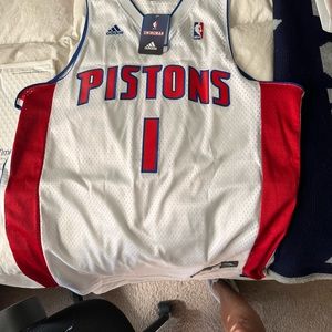 Signed Billups Pistons  jersey